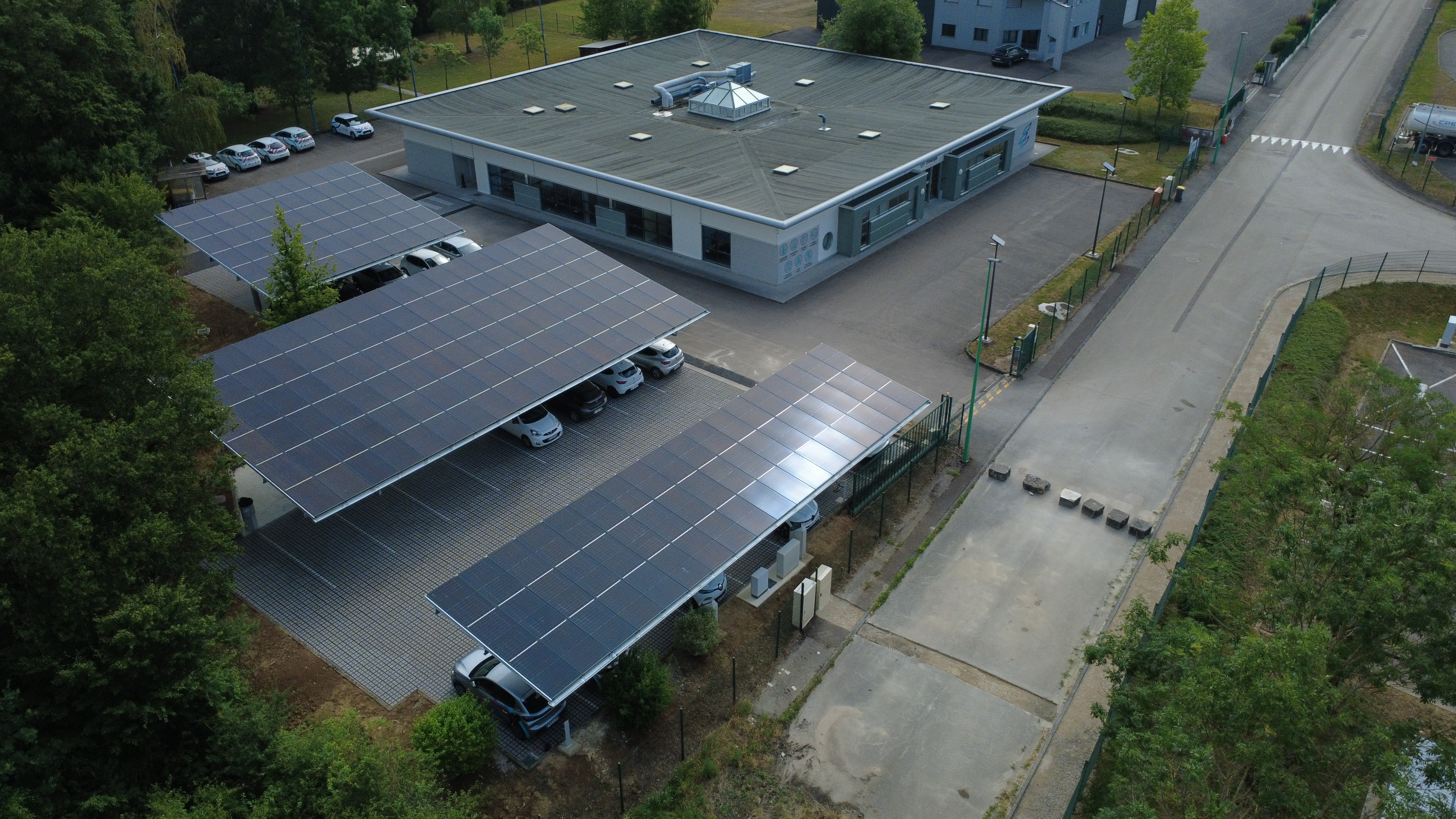 Installation d’ombrières photovoltaïques  au siège social du SIED 70